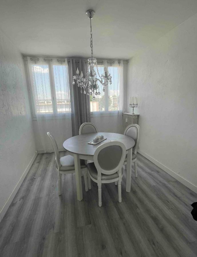 Appartement Proche Aeroport 마리냔 외부 사진