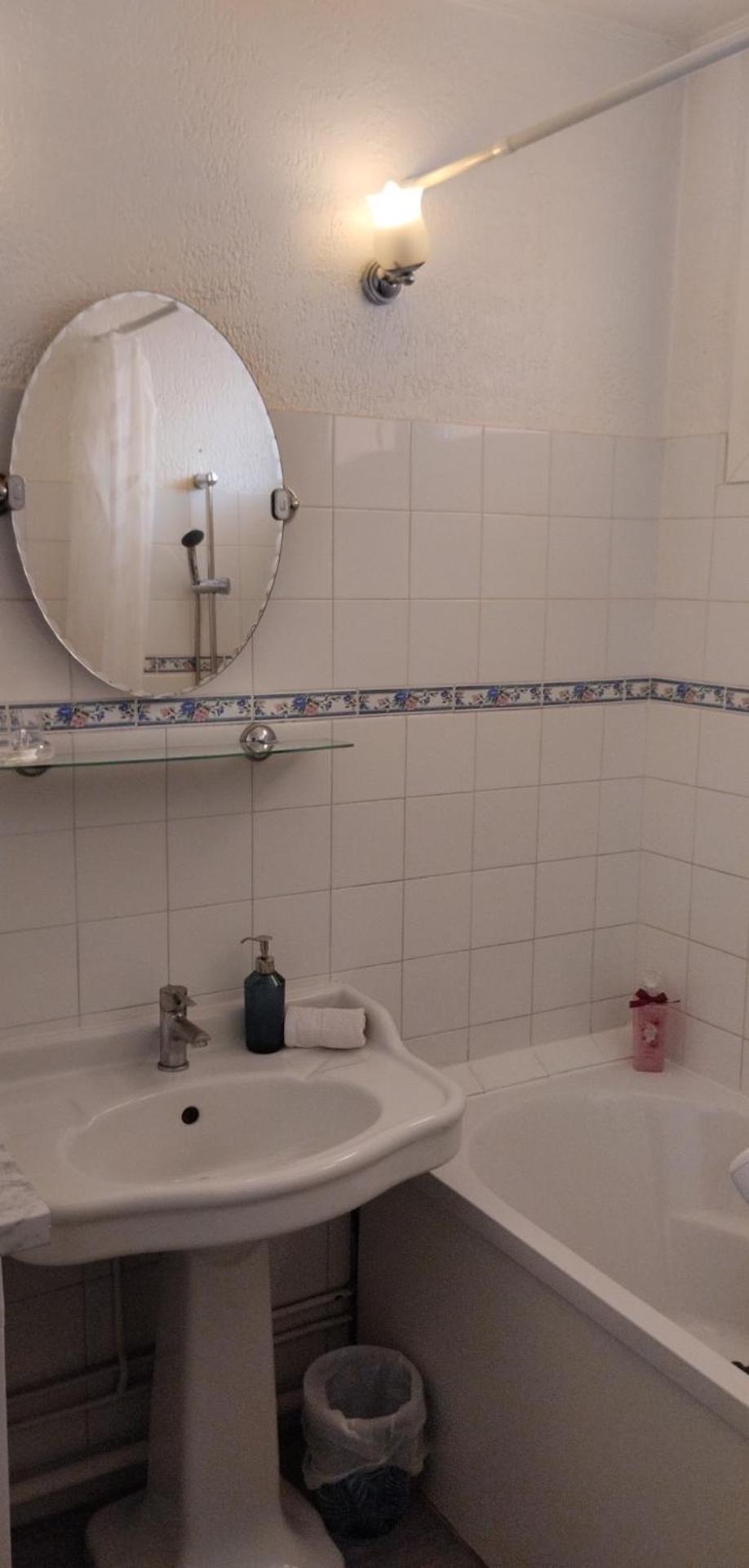 Appartement Proche Aeroport 마리냔 외부 사진